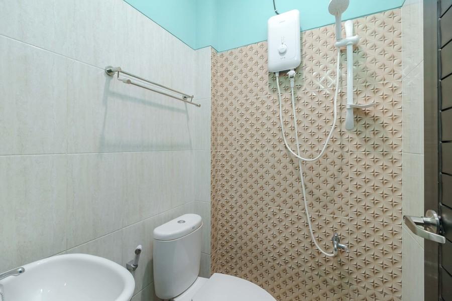 ホテル レッドドアーズ ニア Rsud コジャ ジャカルタ エクステリア 写真